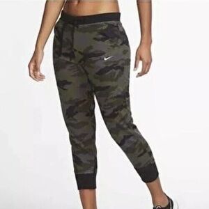 NIKE CZ1449-082 GET FIT CAMO DRI FIT Training Jogger Pants 7/8 Size XS